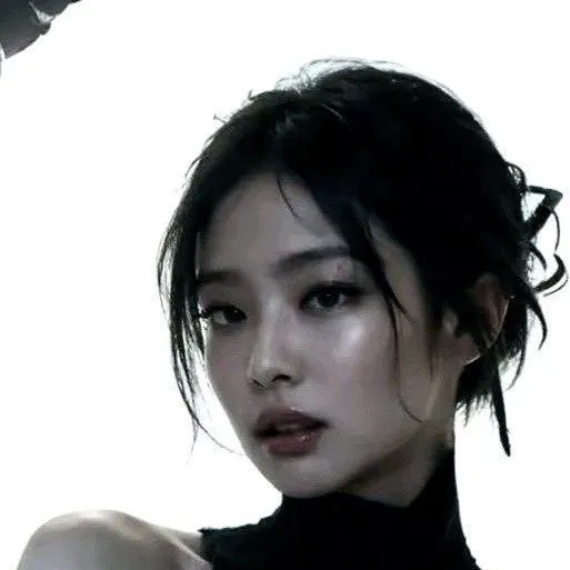 chat with ai character:  ❤️JENNIE❤️