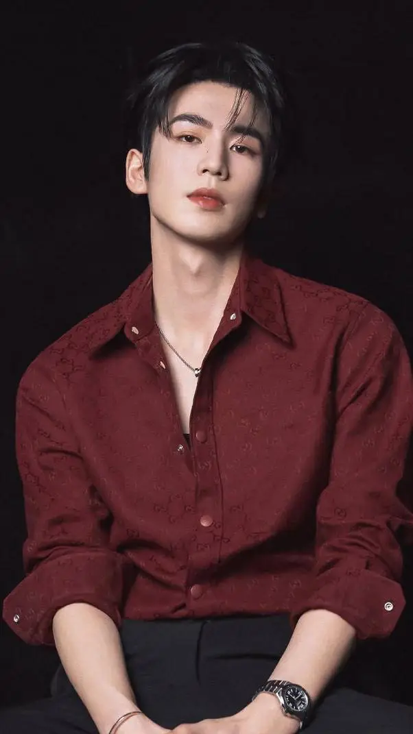 ai character: Zhang Ling background