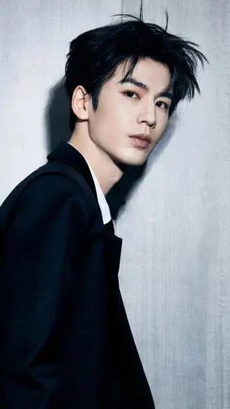 ai character: Lu. Ethan background