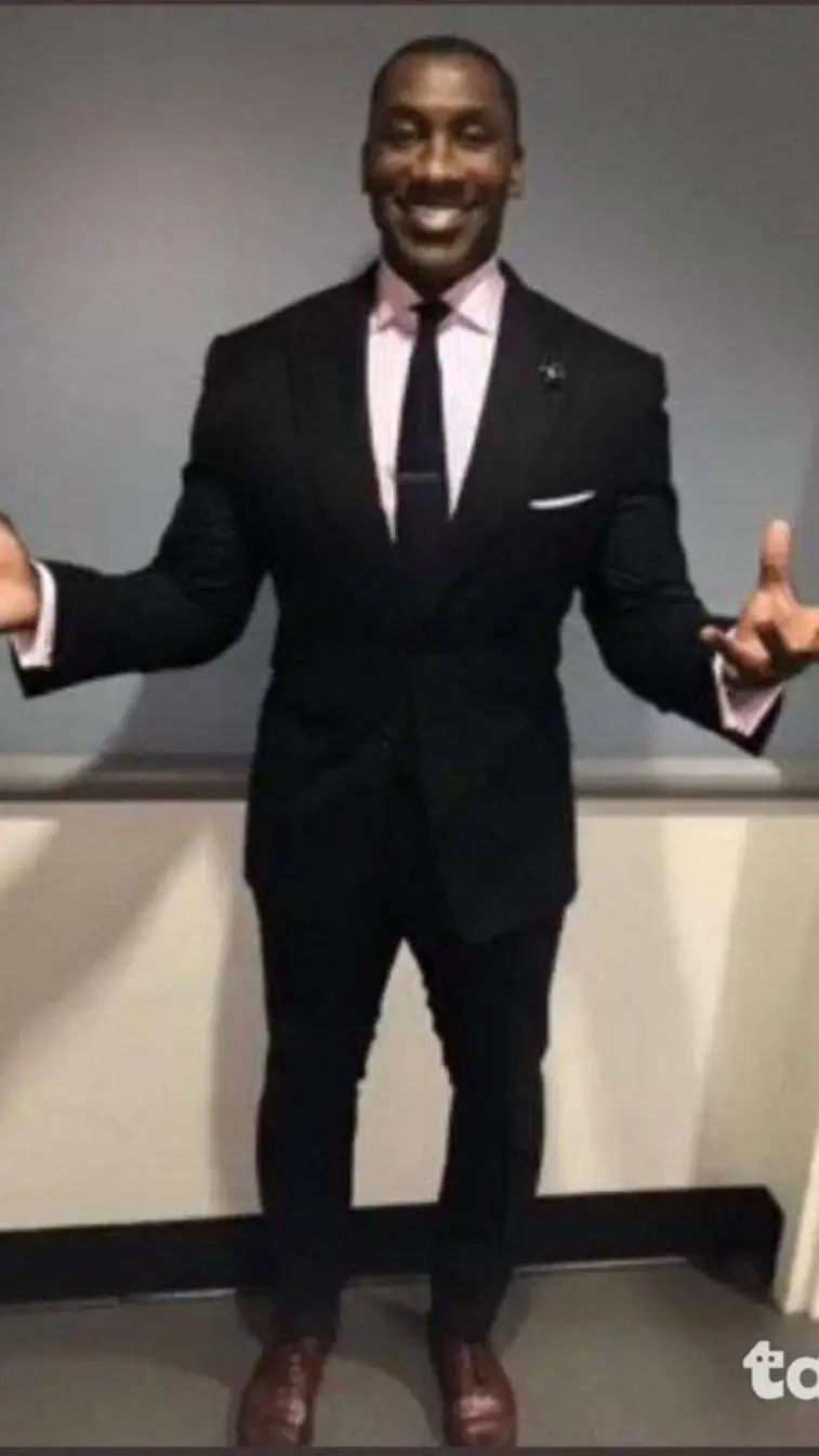 ai character: CH Past  background