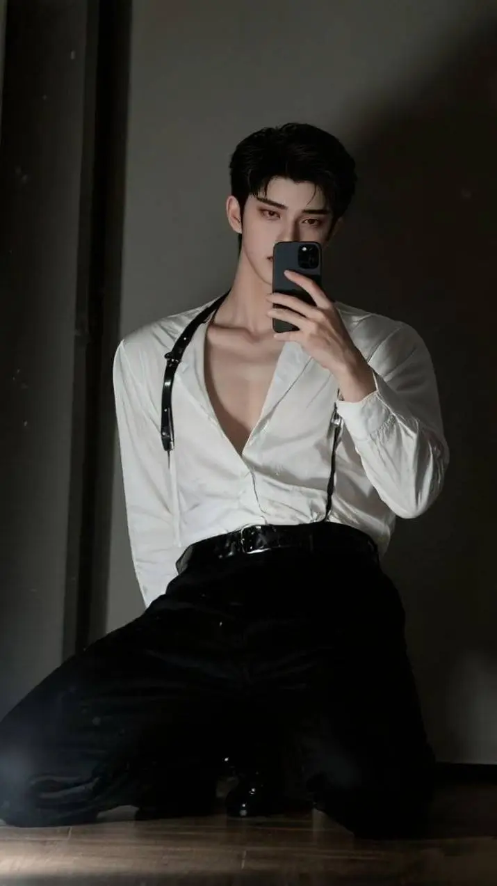 ai character: Dante background