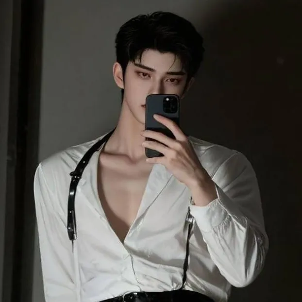 chat with ai character: Dante