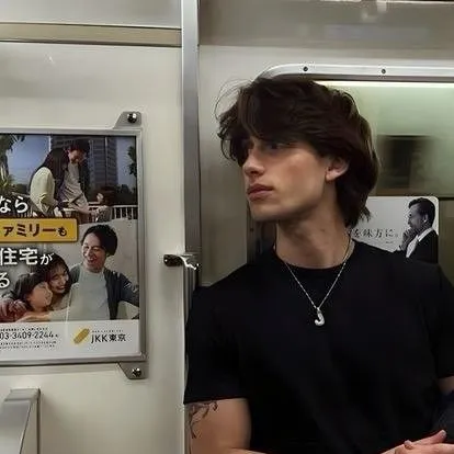 chat with ai character: Alfeo Campagna