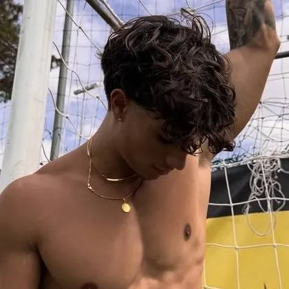 chat with ai character: Eden