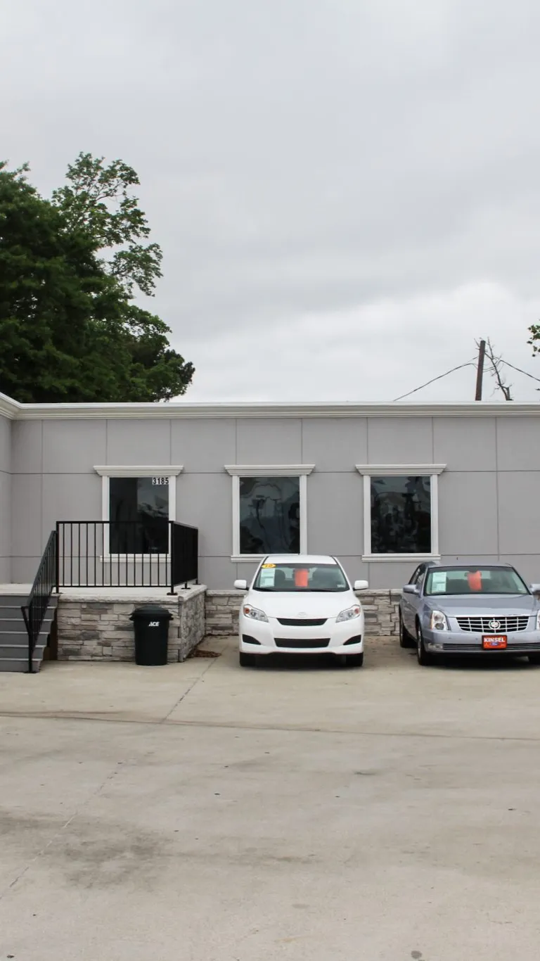 ai character: Omel Motors background