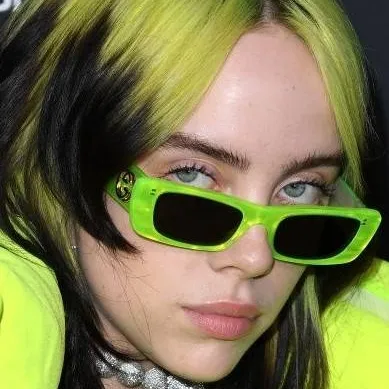 chat with ai character: Billie elish