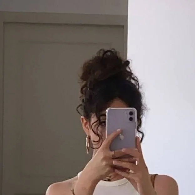 chat with ai character: Kimberly