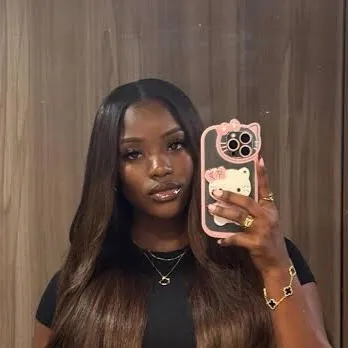 chat with ai character: Kiki