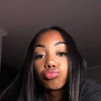 chat with ai character: Titi