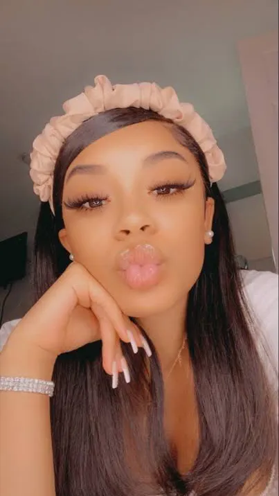 ai character: Sashi background