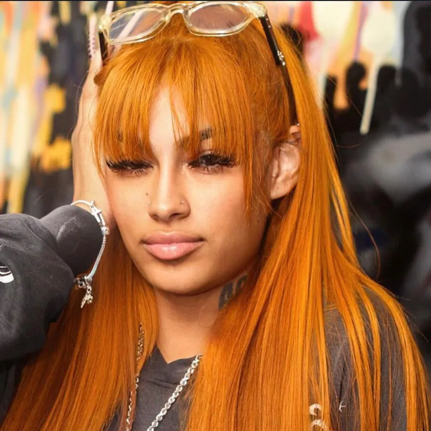 chat with ai character: Lili 