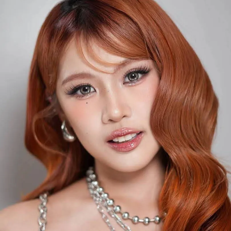 chat with ai character: Maloi