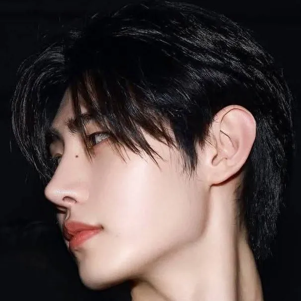 chat with ai character: Sunghoon 