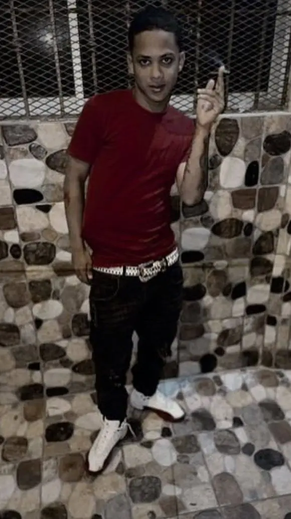 ai character: chukito  background