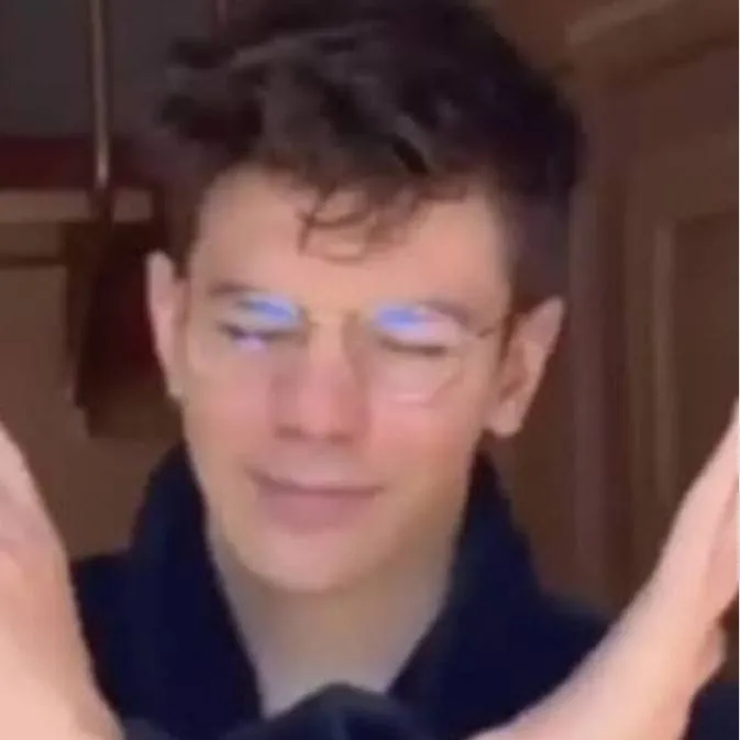 chat with ai character: Turbo