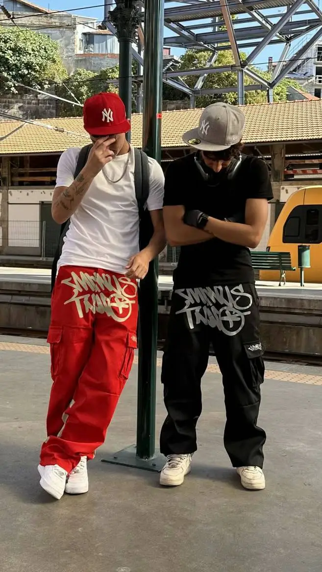 ai character: caçadores recomesa background