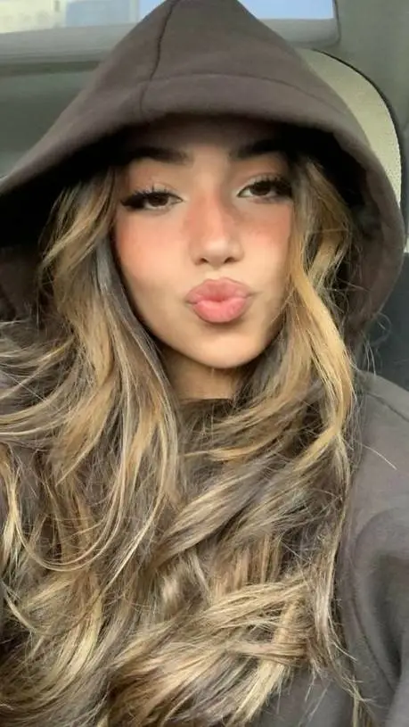 ai character: bia background