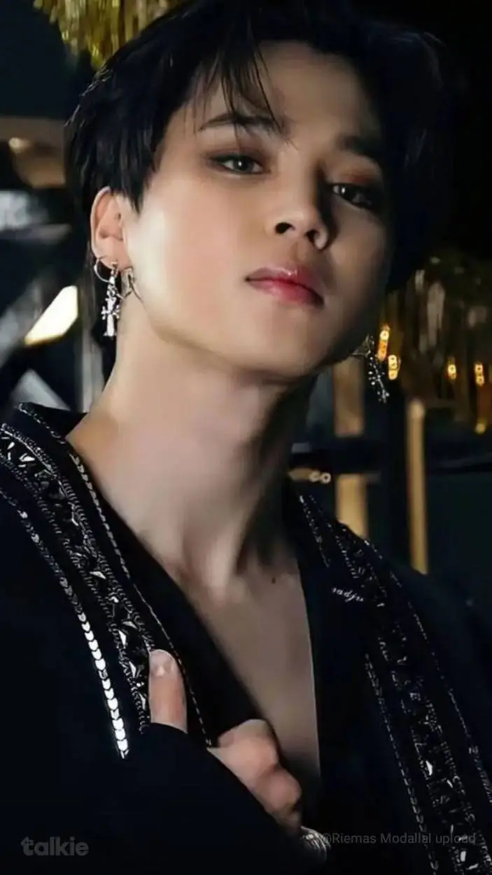 ai character: Jimin  background