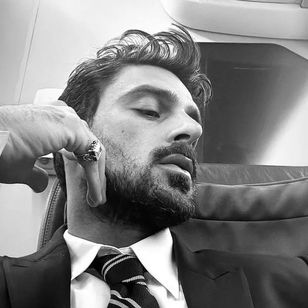 chat with ai character: MASSIMO 