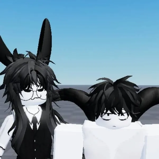 chat with ai character: velmora y azutime