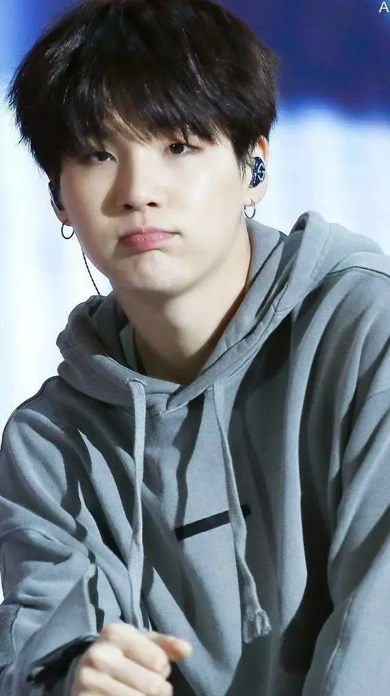 ai character: Yoongi background