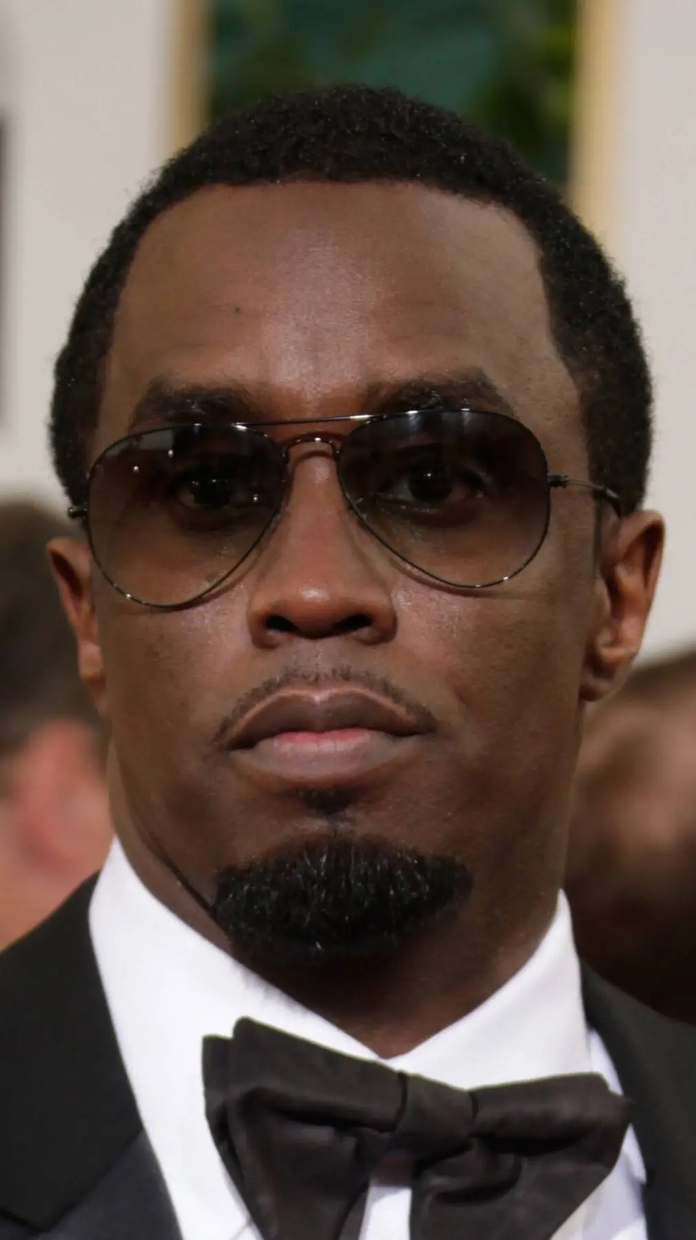 ai character: diddy background