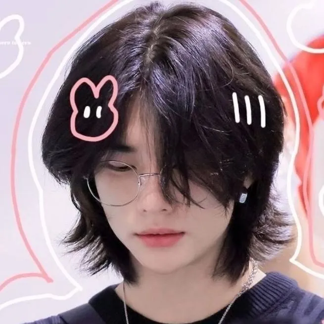 chat with ai character: SKZ (2)