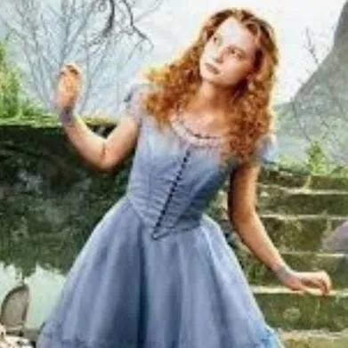 chat with ai character: Alicia Kingsleigh 