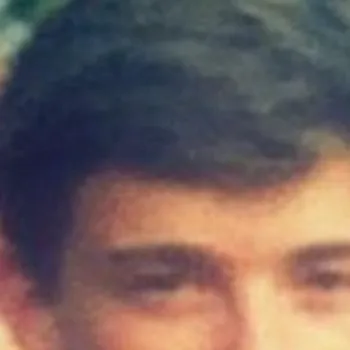 chat with ai character: Young Hugh Jackman