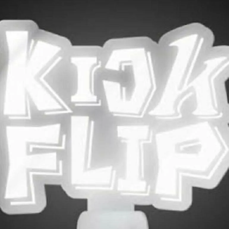 chat with ai character: Kickflip