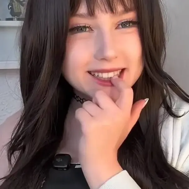 chat with ai character: upminaa