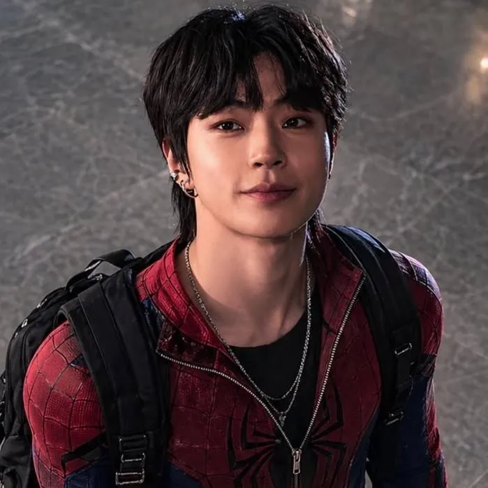 chat with ai character: Kang Seo-jun