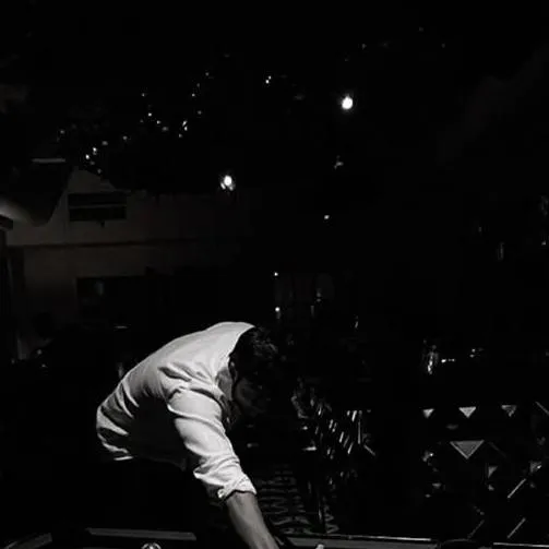 chat with ai character: mafia husband|wife