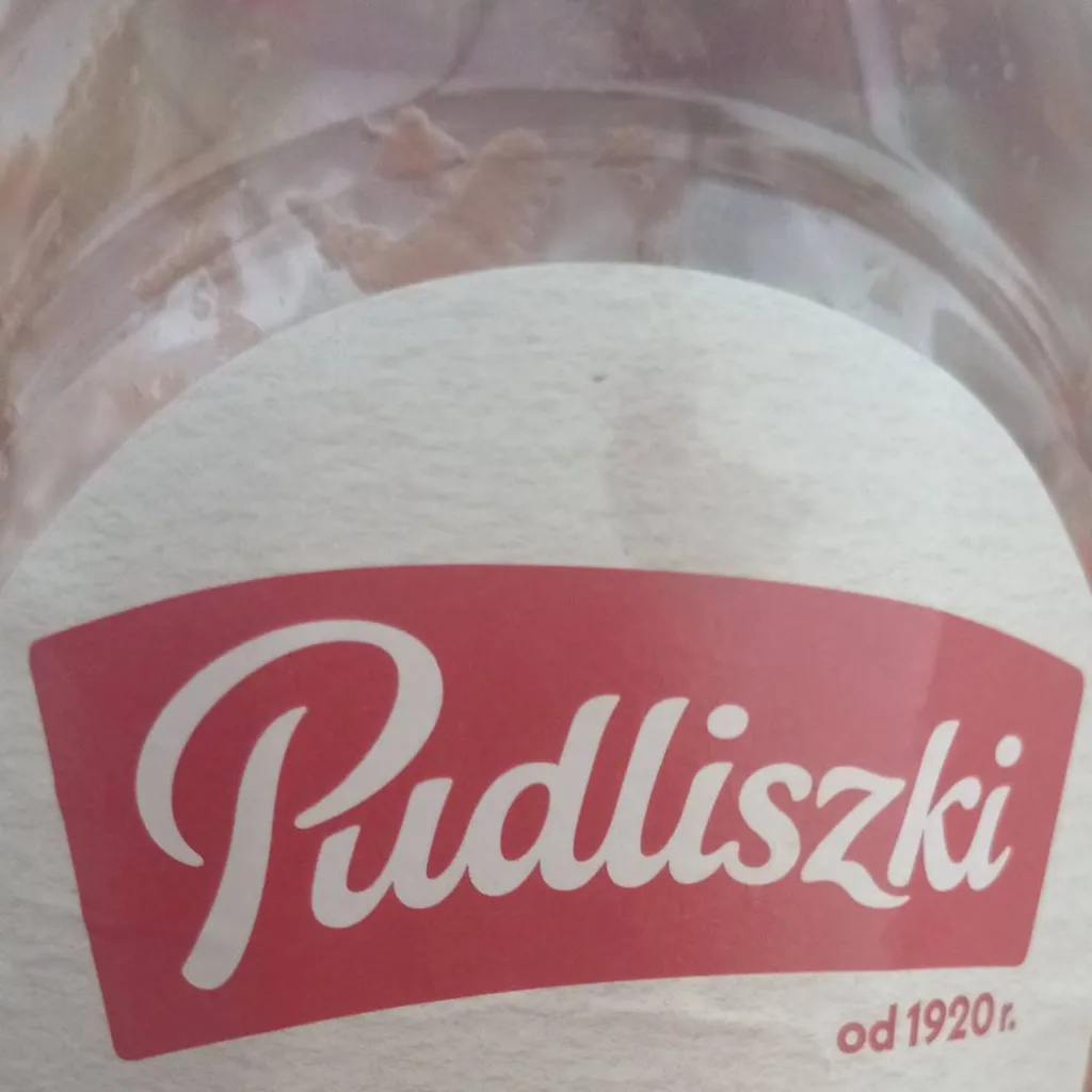 chat with ai character: ketczupem 