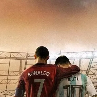 chat with ai character: Ronaldo x Messi 