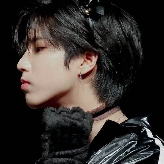 chat with ai character: Han Jisung