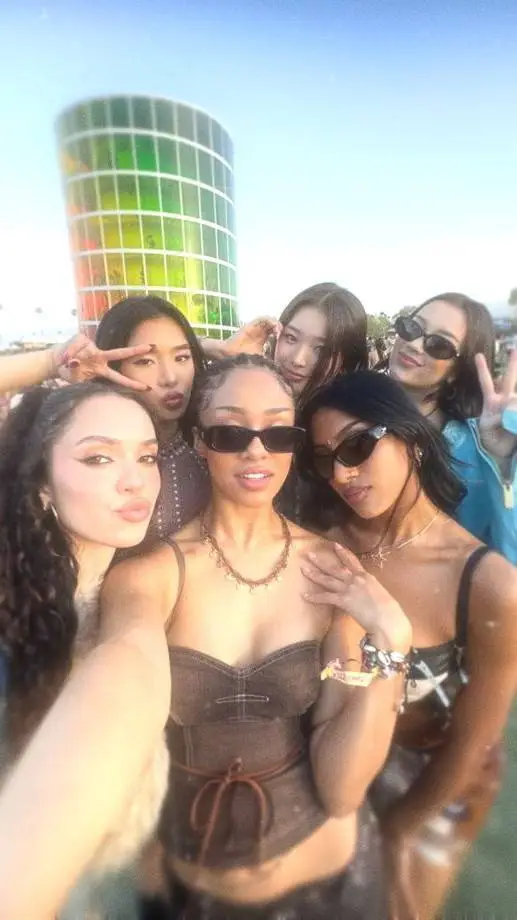 ai character: katseyeྀིྀི background