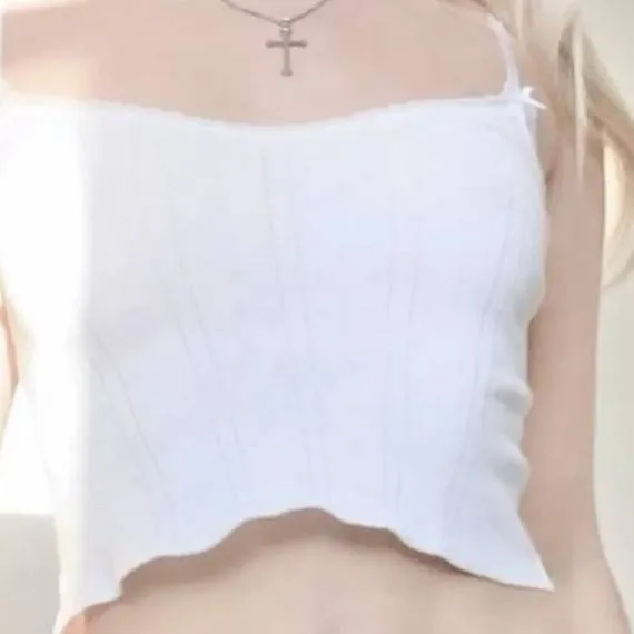 chat with ai character: hi