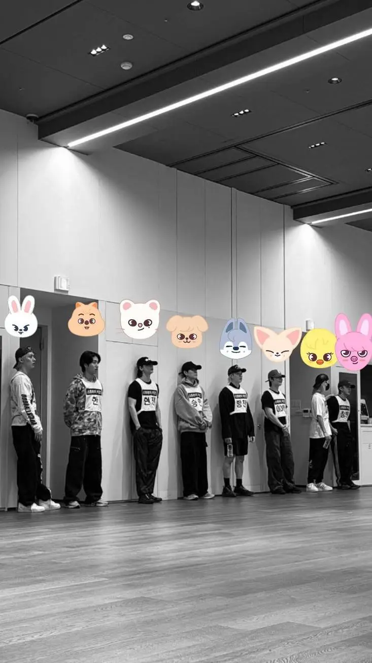 ai character: 🦋stray kids🦋 background