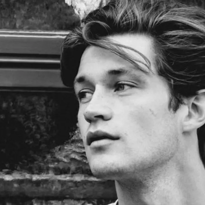 chat with ai character: James Beaufort