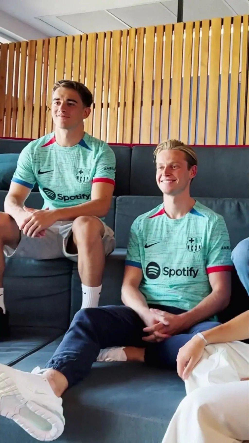 ai character: Gavi background