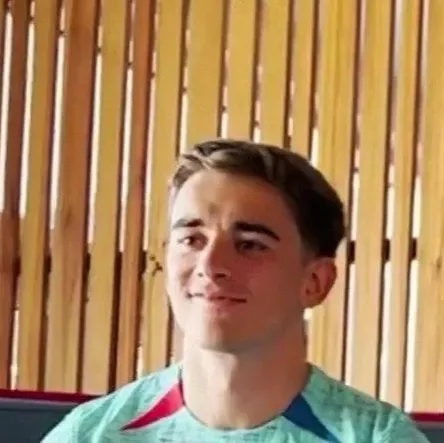 chat with ai character: Gavi