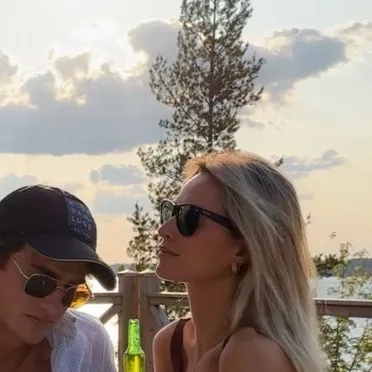 chat with ai character: Levi