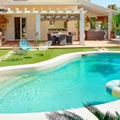 chat with ai character: mha te salva