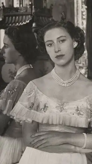 ai character: Princess Margaret  background