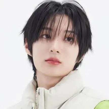 chat with ai character: 🐸Donghwa🐸
