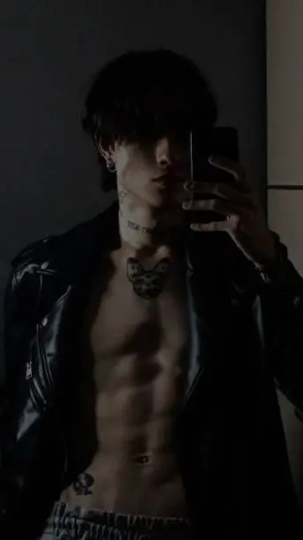 ai character: Lucas background