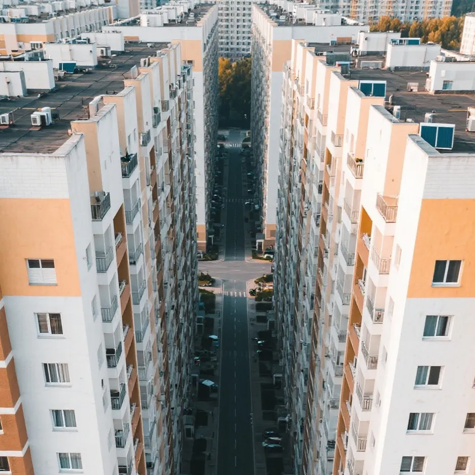chat with ai character: apartment