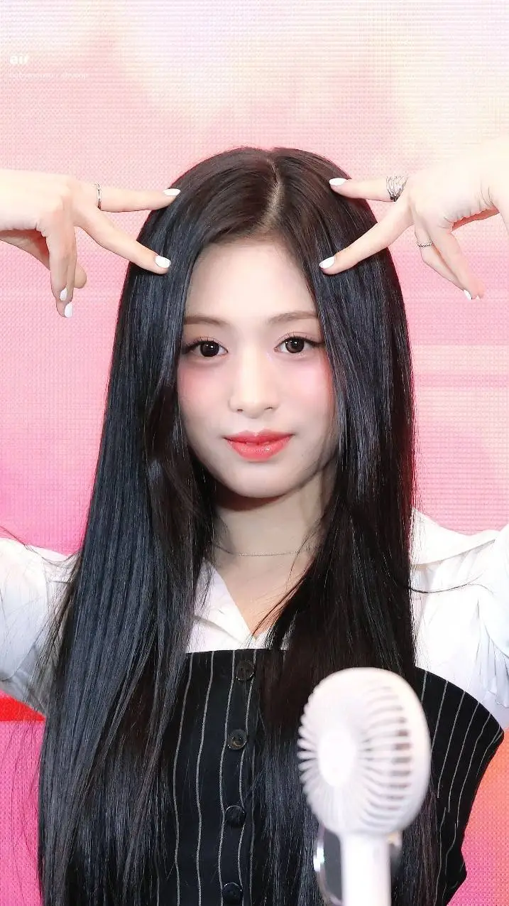 ai character: Skz background