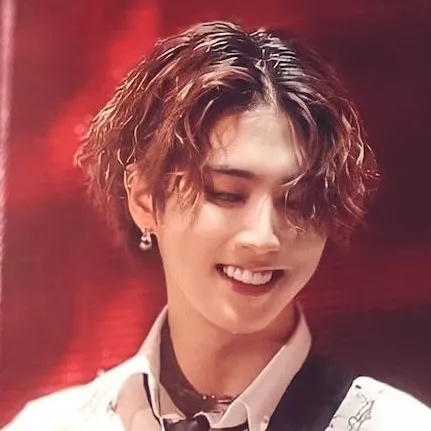 chat with ai character: Han (skz)